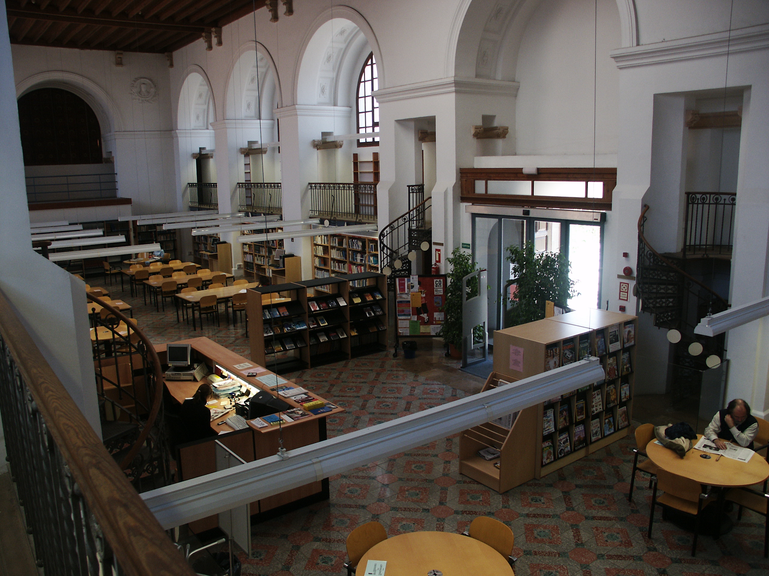 Biblioteca Ramon Llull_01